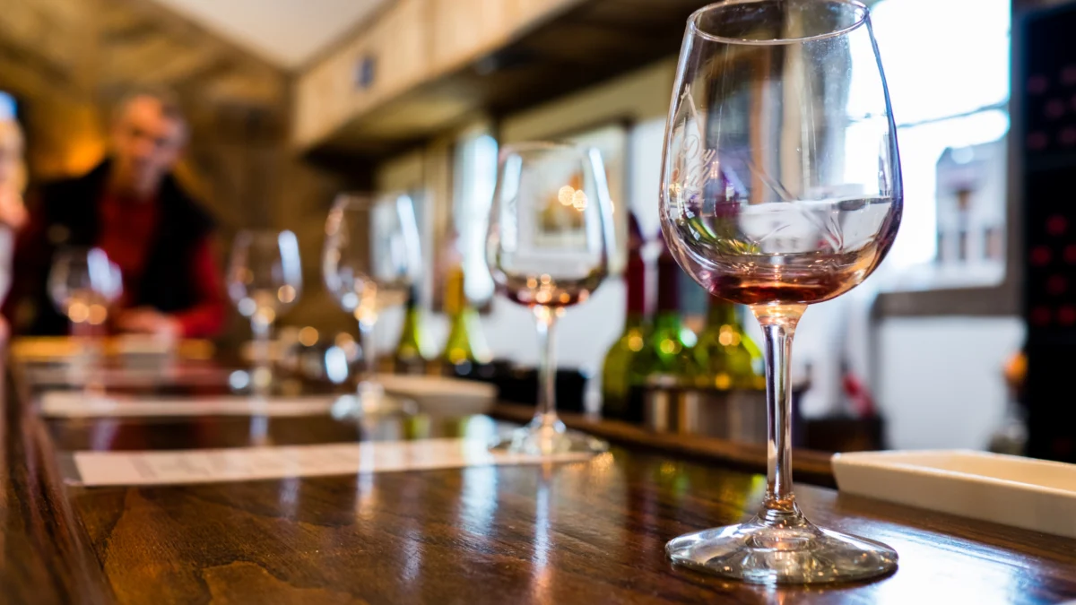 wine tasting glasses